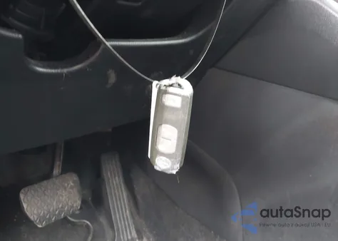 2020 Toyota Yaris Le из США, поврежденный, VIN 3MYDLBJV7LY704187